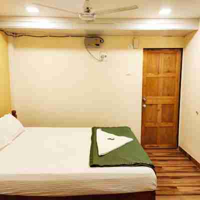 Hotel Tamhankar's Rooms