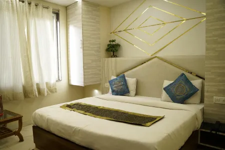 Hotel Wall City 55 Отели рядом с достопримечательностью «Суоми Вивекананд Гарден»