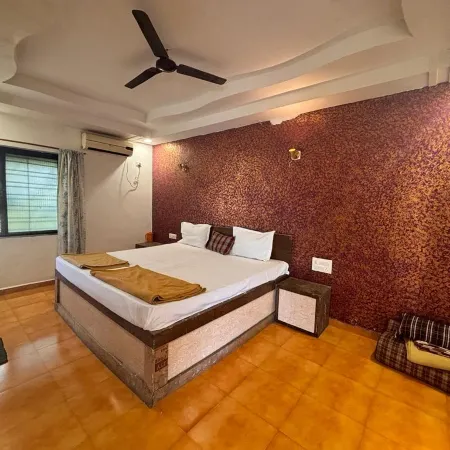 Hotel Sai Plaza