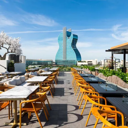 Dolce by Wyndham Hollywood