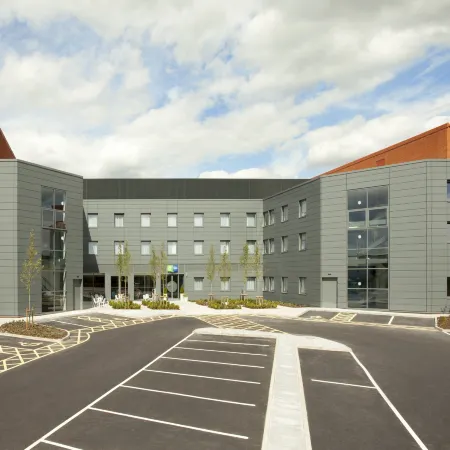 Holiday Inn Express ST. ALBANS - M25, JCT.22 by IHG