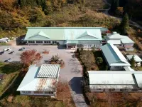 なんようグリーンヒル 生涯学習プラザ運動公園（芝生広場）周辺のホテル