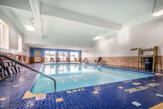 Comfort Inn & Suites