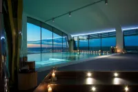 Excelsior Hotel, Spa & Lido - Pools