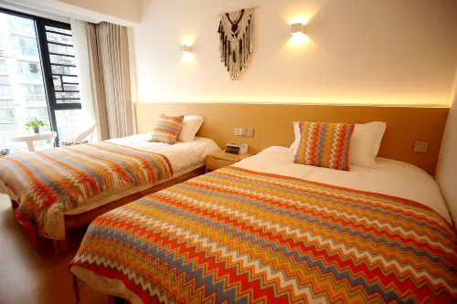 Qingshanju near Tianmenshan Railway Station 72 Qilou Homestay (Yongchang Road) - Condos