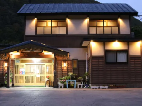 Yama no Minshuku Ootori 湯澤市酒店