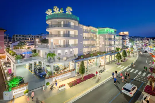 International Beach Hotel