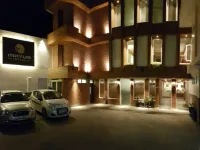 Mayur Hotel Bar and Restaurant