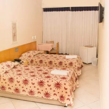 Hotel Pouso Real Отели рядом со станцией Cinelândia - Sentido Aeroporto