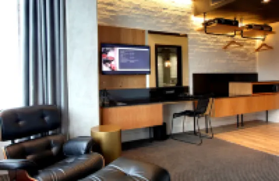 Century City Hotel Urban Square