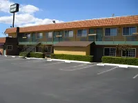 Gilroy Inn Hotels near Downtown Pop Up Park