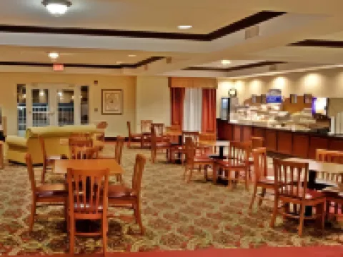 Holiday Inn Express & Suites BROOKSVILLE WEST by IHG Hotels in Hernando County