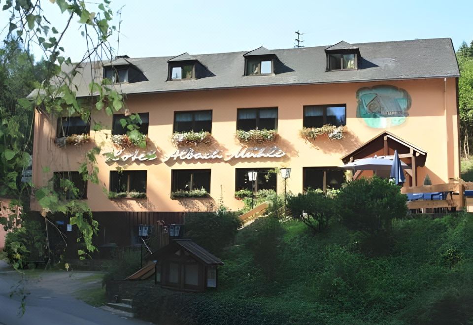 hotel overview picture