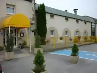 Hotel de la Gare Hotels in Heudicourt-sous-les-Côtes