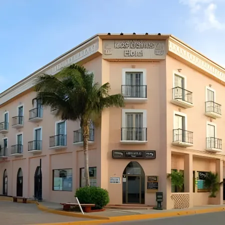 Hotel Los Itzaes by 5th av