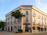 Hotel Los Itzaes by 5th av
