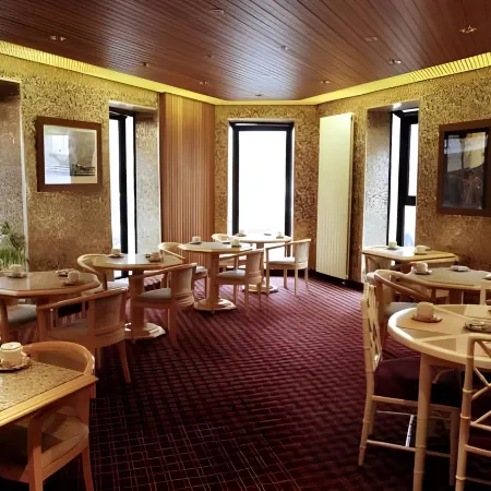 Hotel des Falaises