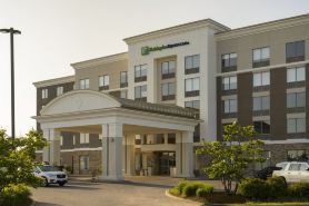 Holiday Inn Express & Suites NORTH BAY by IHG