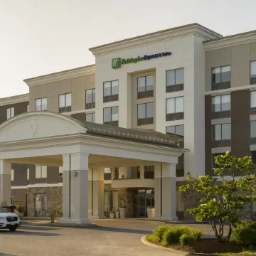 Holiday Inn Express & Suites NORTH BAY by IHG