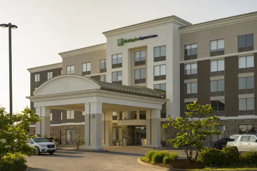 Holiday Inn Express & Suites NORTH BAY by IHG