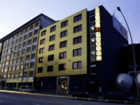 スーパーブード ホテル ホステル ザンクト ゲオルグ