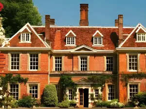 Lainston House