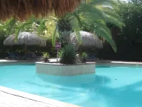 Blue Bay Lodges - Beach