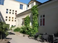 Hotell Kungsängstorg Hotels near Central Station Uppsala
