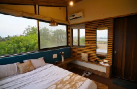 Rivercrest Stays - บ้านพักหลังเล็ก