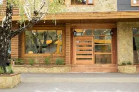 Hotel Pucón Indómito Hotel a 