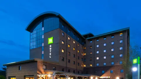 Ibis Styles London Gatwick Airport in Crawley