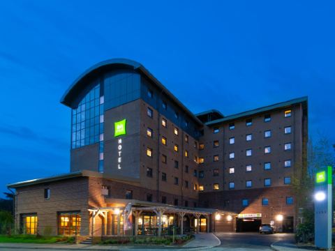 Ibis Styles London Gatwick Airport