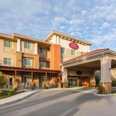 The Oaks Hotel & Suites Hotels near Salinas River