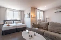 Pierre & Vacances Barcelona Sants - Apartemen