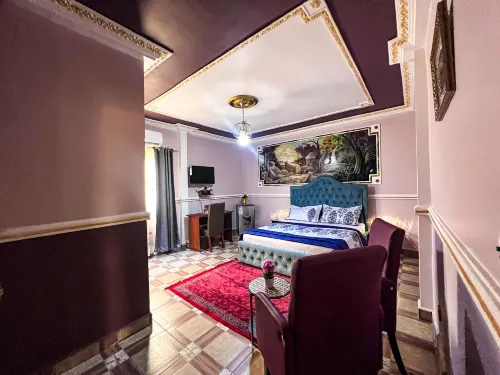 Hôtel the Place Hotel a Mfoundi