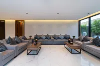 Q Holiday Homes -Riyadh - สระว่ายน้ำบนดาดฟ้า