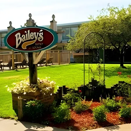 Norfolk Country Inn and Suites