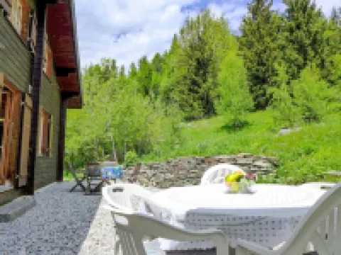 Chalet Kibou Hotels in Raron