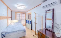 Naju Eden House Pension Hotels in Naju-Si