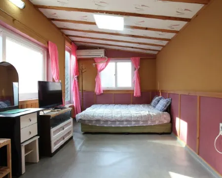 Yecheon Water Clear Mountain Pension 醴泉のホテル