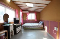 Yecheon Water Clear Mountain Pension