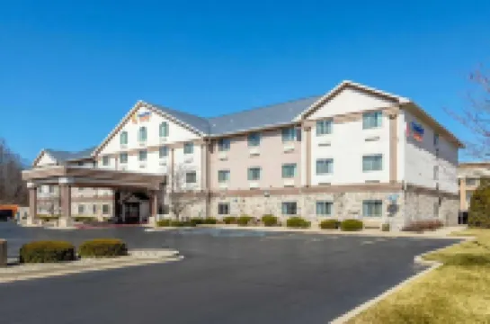 Comfort Suites Stevensville - St Joseph