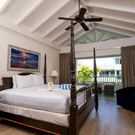 Savannah Beach Club Hotel & Spa