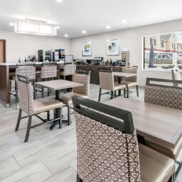 Best Western Abilene Inn  Suites