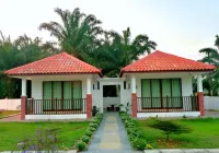 OYO Home 90332 젠타유 홈스테이 포티안 Rimba Terjun 호텔
