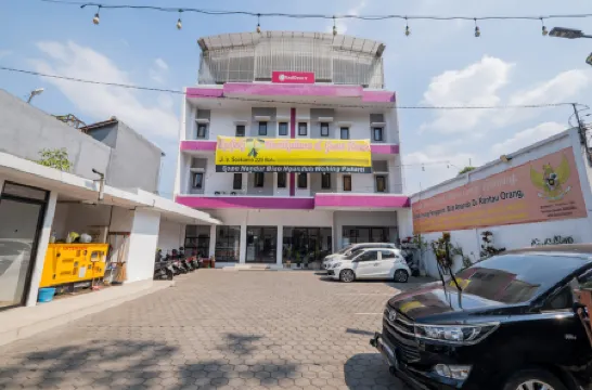 紅多茲飯店-近爪哇帖木兒公園