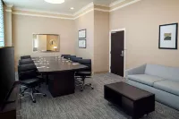 Embassy Suites by Hilton St. Louis Downtown - business