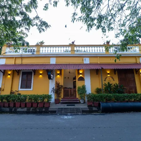 Dumas Guest House