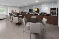 Microtel Inn & Suites by Wyndham Janesville