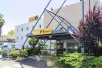 hotelF1 Moret Fontainebleau Các khách sạn ở Moret-sur-Loing